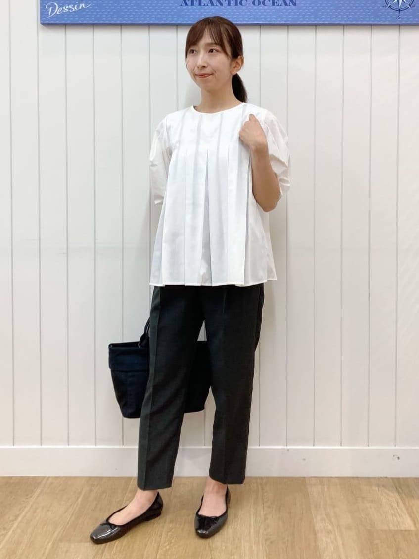 yoshiさんの「Dessin｜【洗える】タックデザインブラウス」を使ったコーディネート