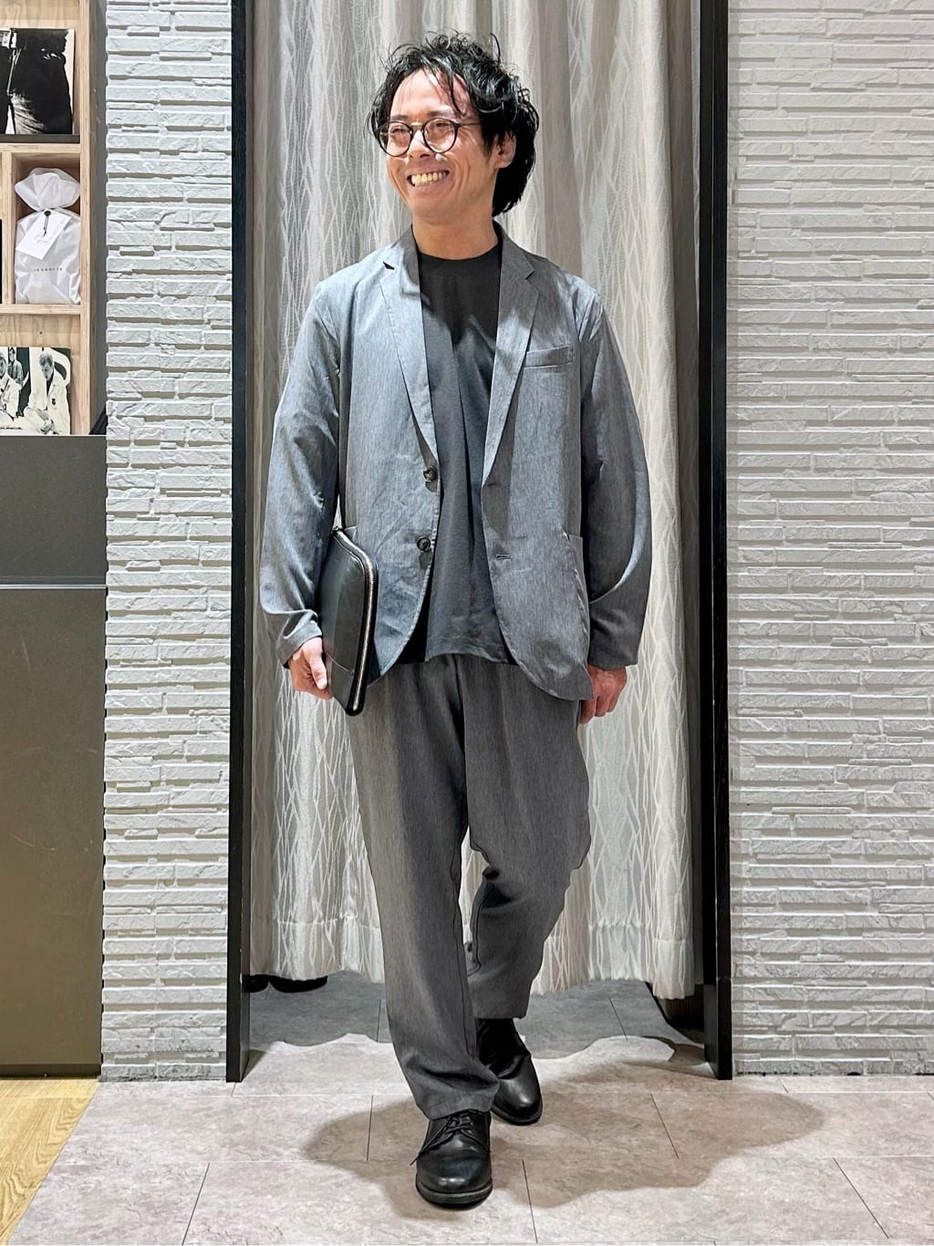 KENJI Iさんの「THE SHOP TK｜スムースファイバーリラックスジャケット 【セットアップ可／UVカット／イージーケア／洗濯機OK】」を使ったコーディネート