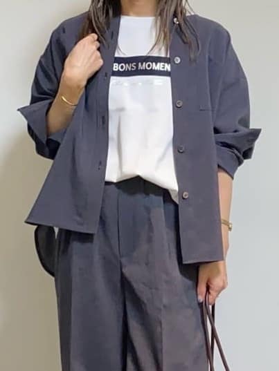 tomoさんの「UNTITLED｜【UV/はっ水/セットアップ可】リラククールパンツ」を使ったコーディネート