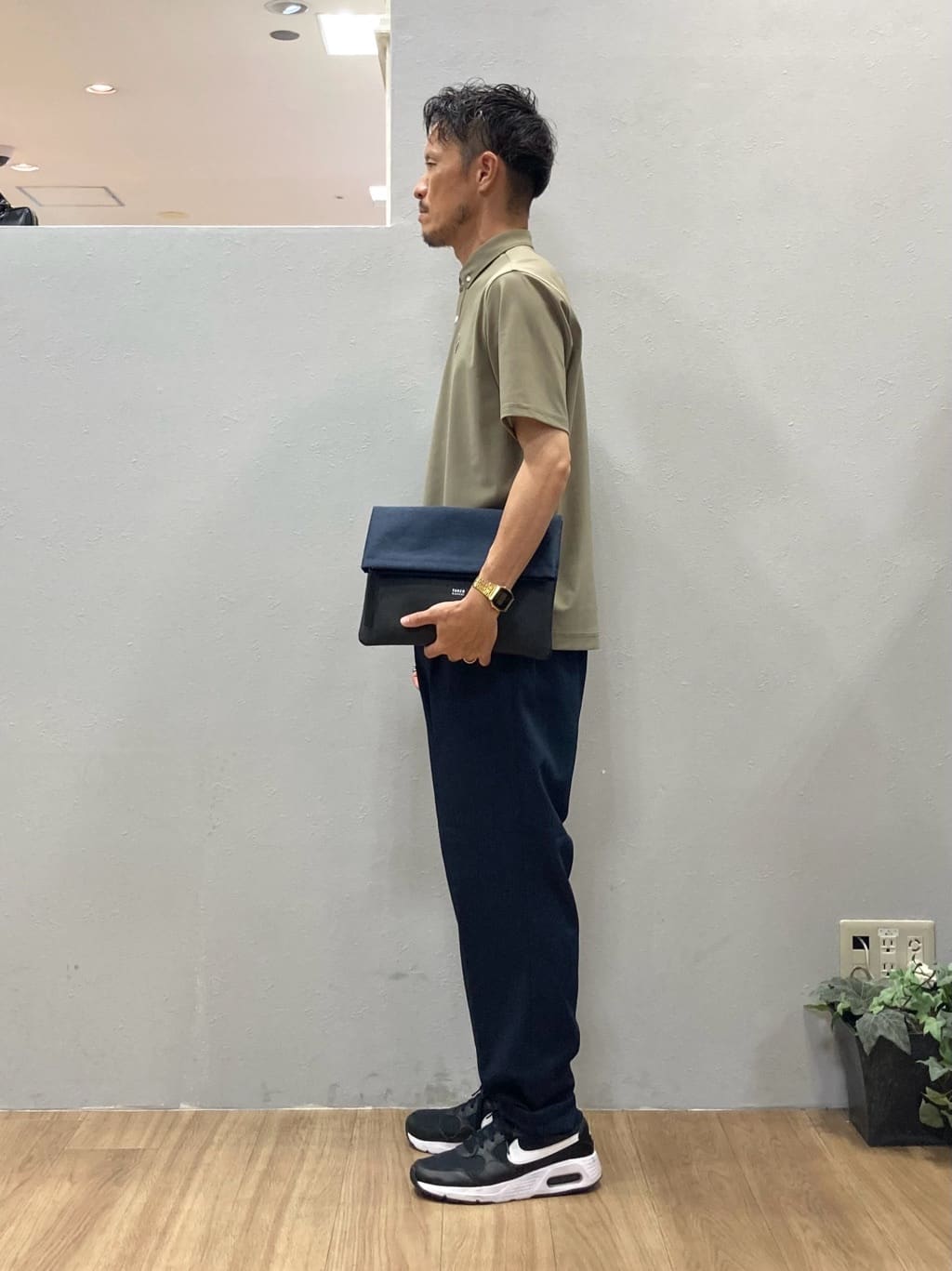 シュンさんの「TAKEO KIKUCHI｜【COOL CITY WEAR】エアートール ポロシャツ /接触冷感・通気性」を使ったコーディネート