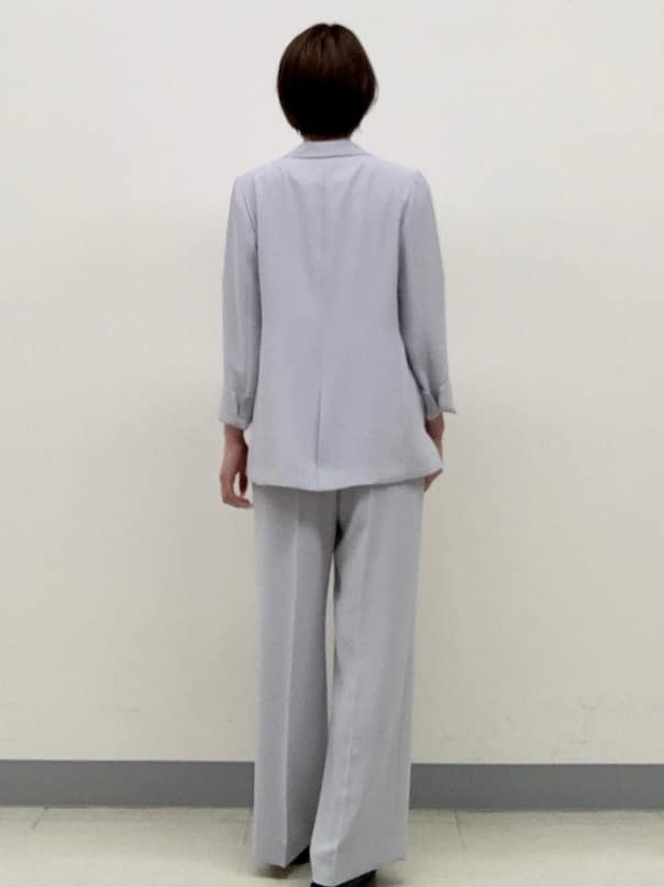 hikaruさんの「INDIVI｜【着る日傘／遮熱／UVケア】ダブルジャケット」を使ったコーディネート