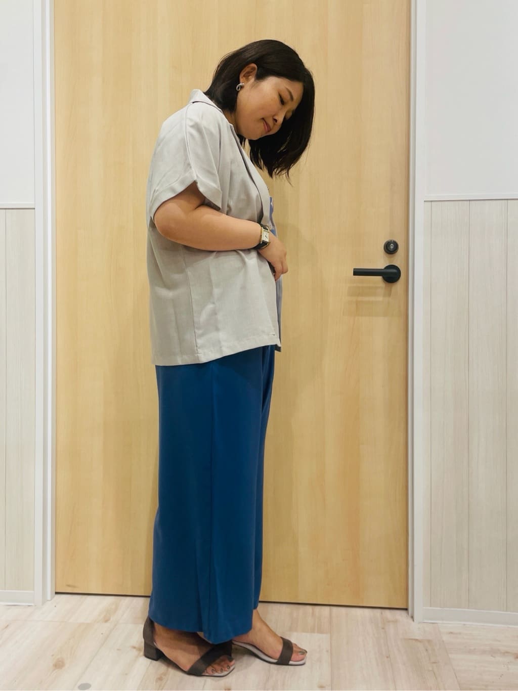 すーさんの「SHOO･LA･RUE｜【S-LL】さらりと着たい大人のための 麻調半袖ジャケット」を使ったコーディネート