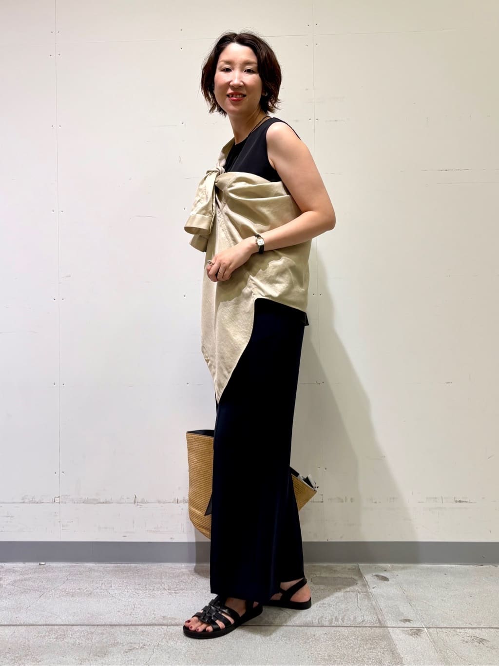 yuriさんの「INDIVI｜【着る日傘／遮熱／UVケア】ワイドパンツ」を使ったコーディネート