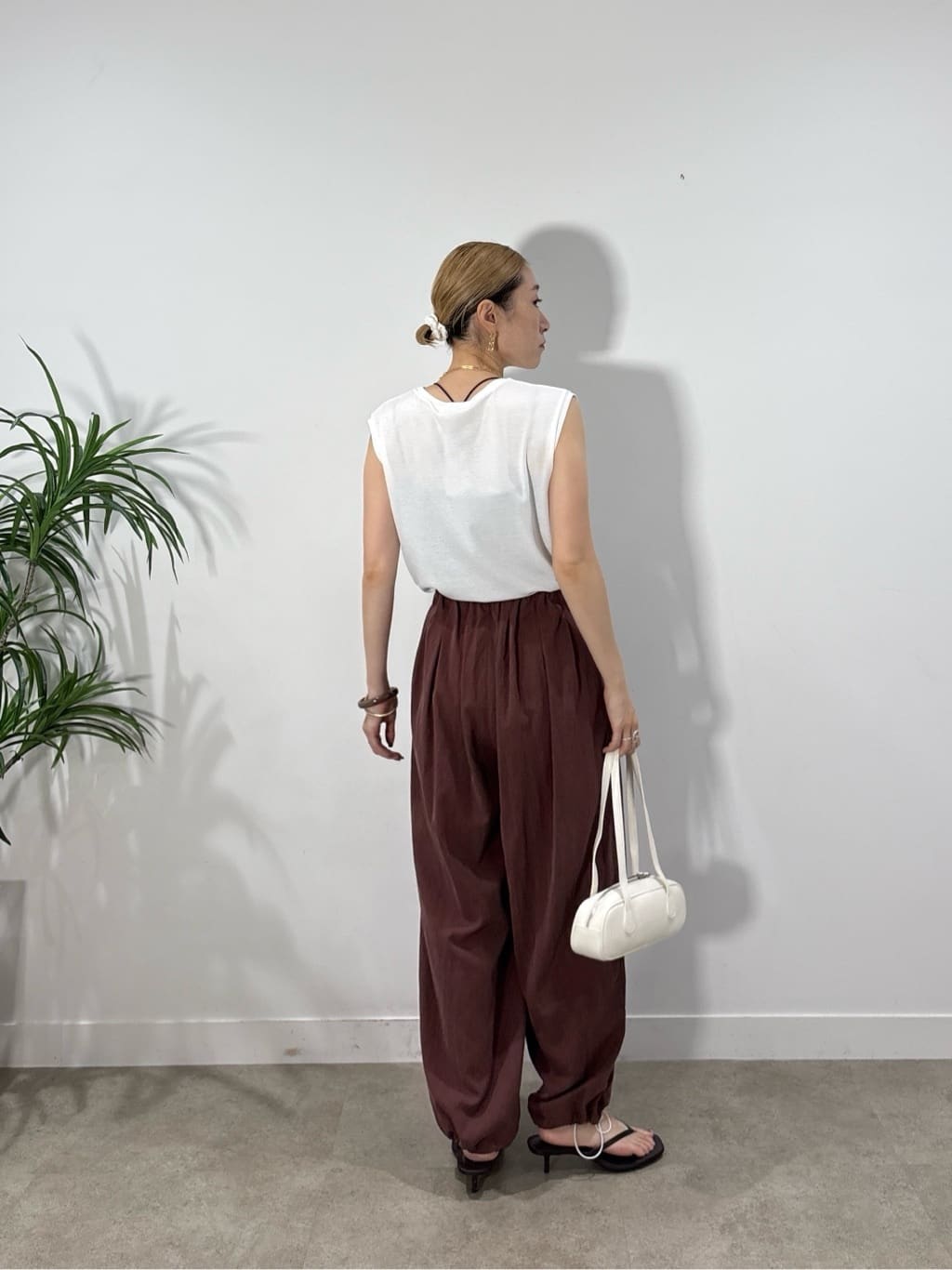 kotakiさんの「INDIVI｜キャミセットカットソー」を使ったコーディネート