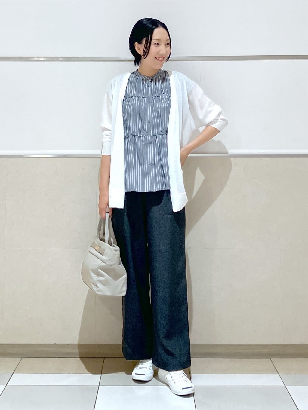 eriko さんの「Dessin｜【洗える】ストライプ柄ギャザーブラウス」を使ったコーディネート