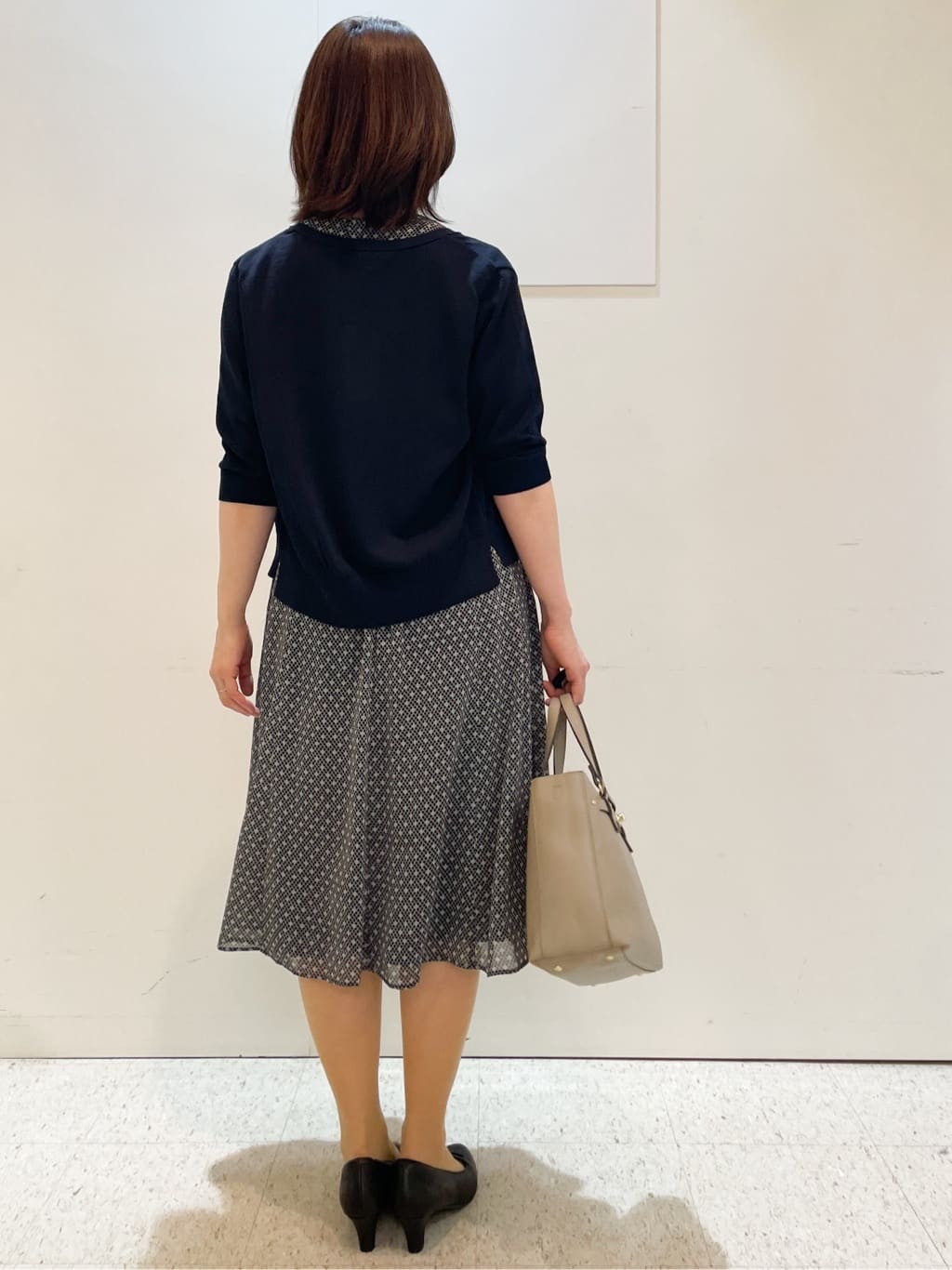 めいさんの「Reflect｜【マシンウォッシュ可／セットアップ可】コツキ柄プリントブラウス」を使ったコーディネート