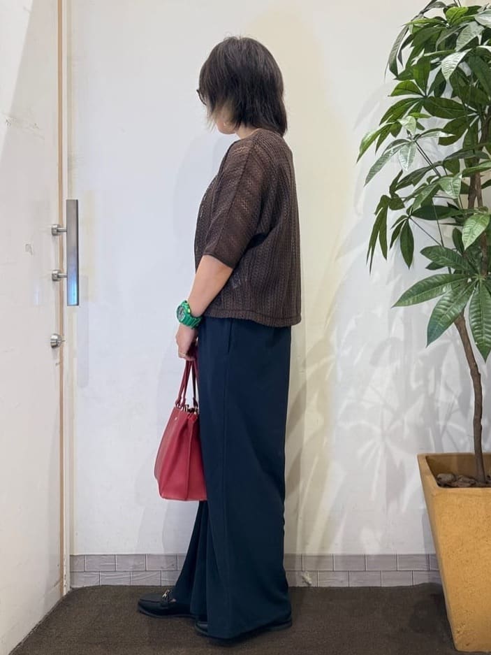 misakiさんの「SHOO･LA･RUE｜【洗える/S-LL】季節の変わり目に 透かし柄が涼やか ジップブルゾン」を使ったコーディネート