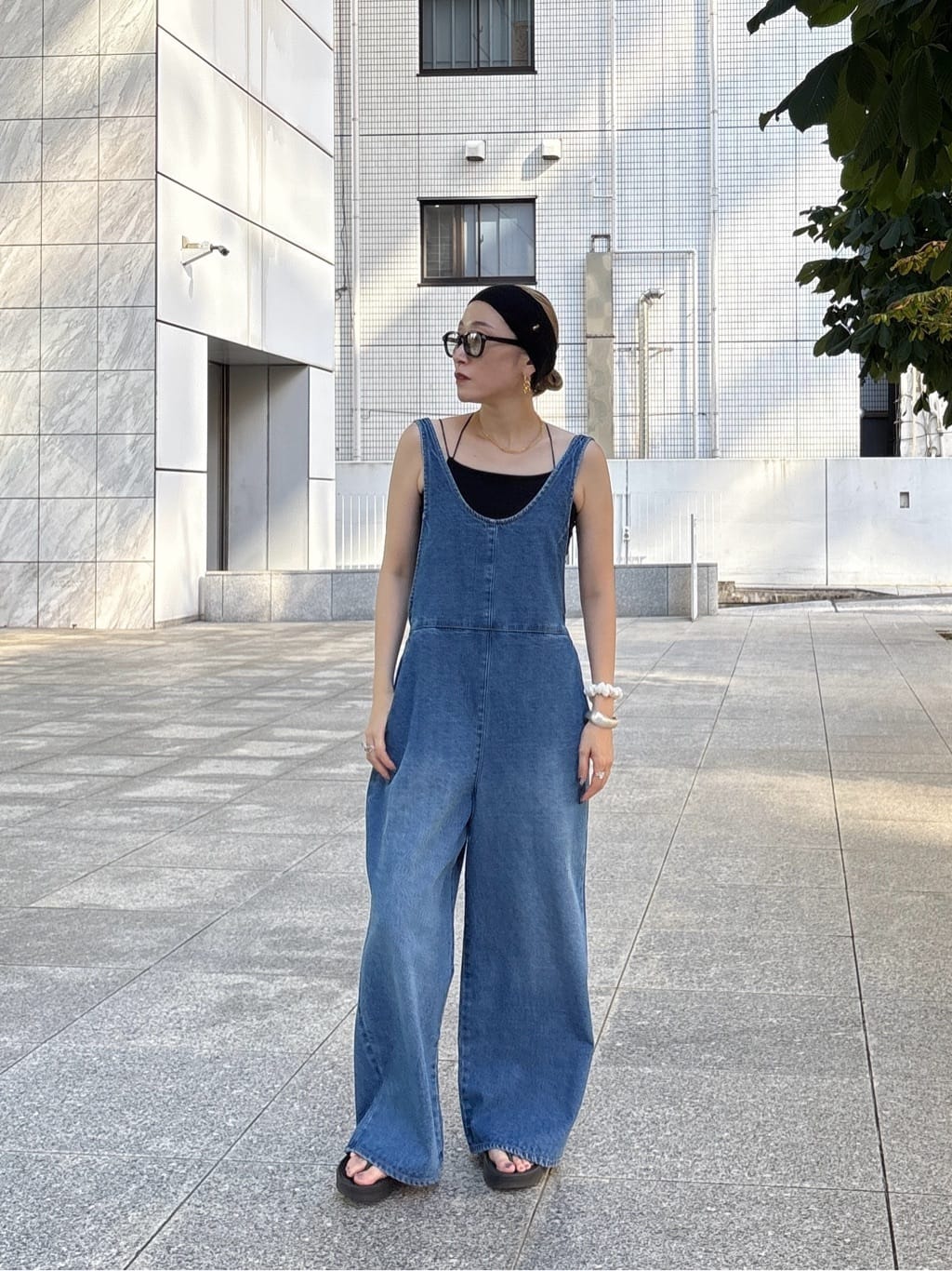 kotakiさんの「INDIVI｜デニムサロペット」を使ったコーディネート
