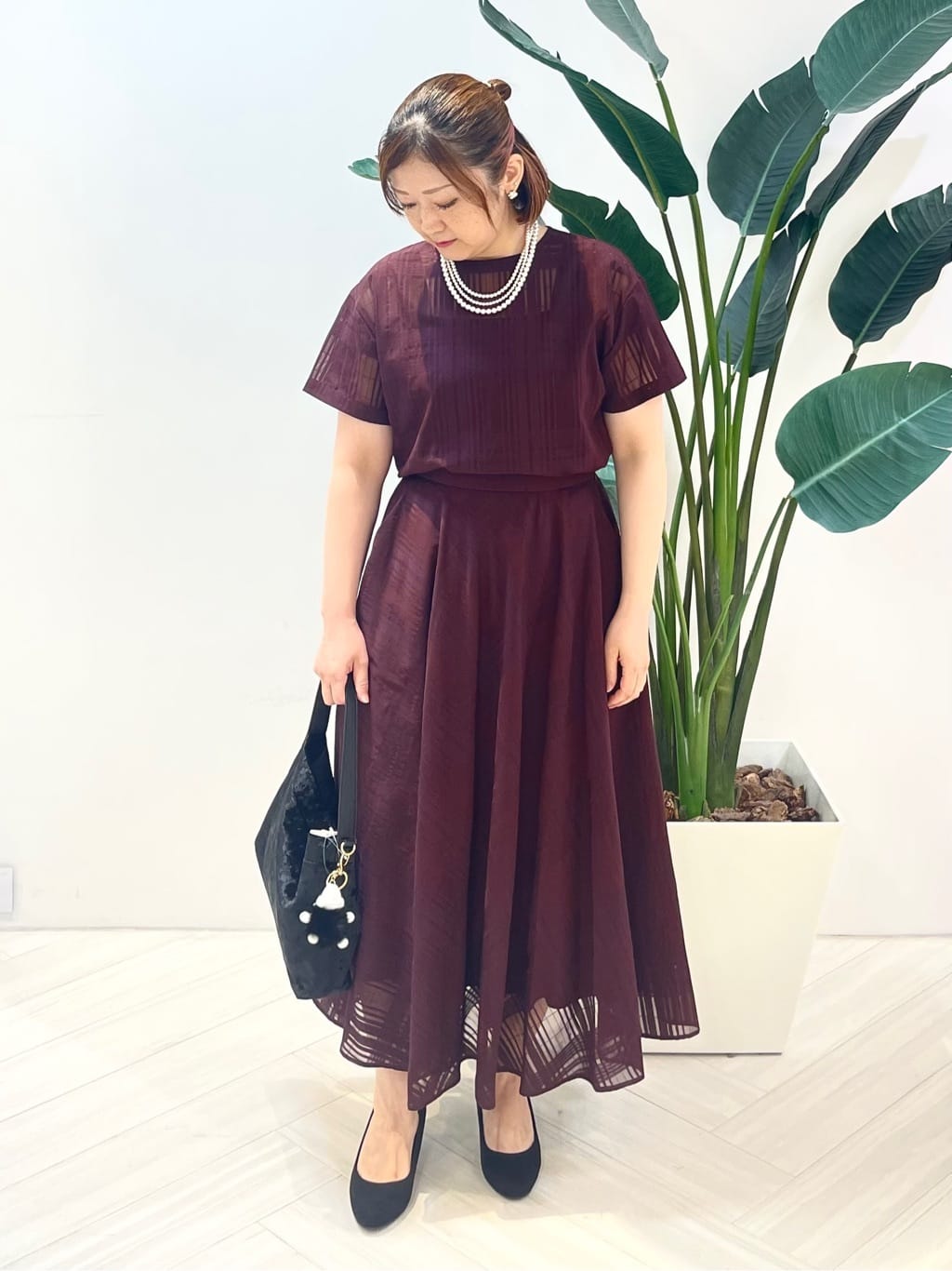 Tomoさんの「UNTITLED｜【セットアップ可/エレガント】シアーチェックTブラウス」を使ったコーディネート