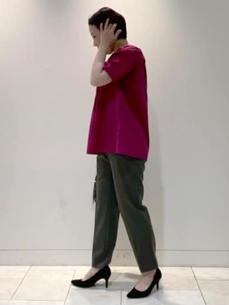 フミさんの「Reflect｜【すっきり見え！長め丈】ピンタックデザインチュニックブラウス」を使ったコーディネート