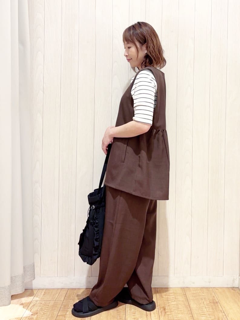 あいこさんの「SHOO･LA･RUE｜【S-LL】女性らしさ漂うハートネック テレコ5分袖トップス」を使ったコーディネート