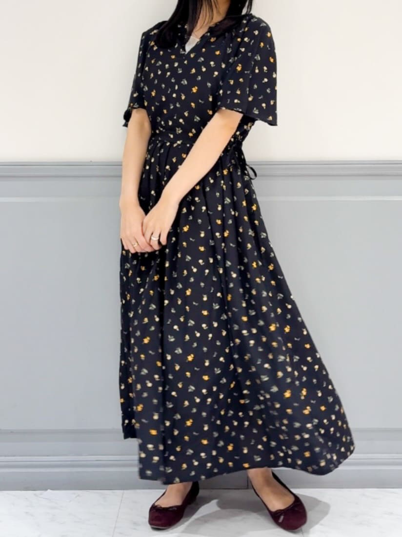 moeさんの「grove｜最終お値下げ！！【人間工学】つつまれフィットバレエシューズ （抗菌防臭加工裏地使用）」を使ったコーディネート