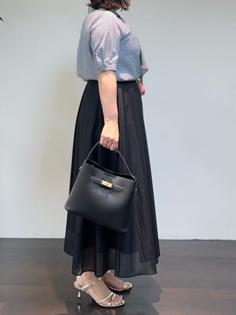 Asamiさんの「UNTITLED｜【通勤/オフィス】ジオメ柄ボウタイブラウス」を使ったコーディネート