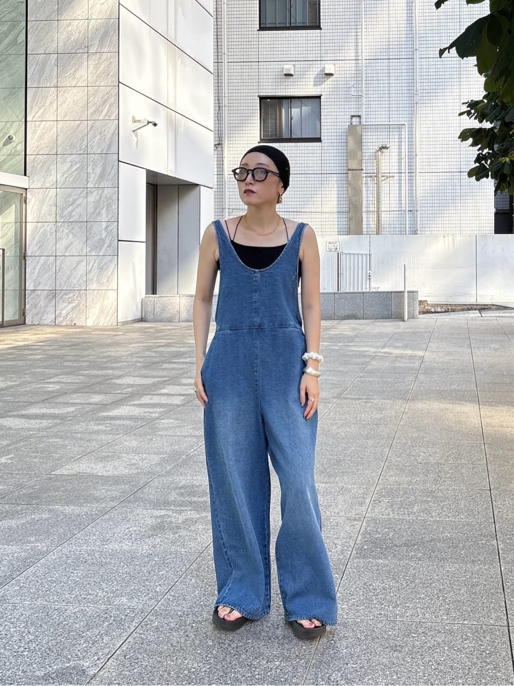 kotakiさんの「INDIVI｜デニムサロペット」を使ったコーディネート