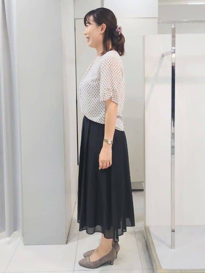 AZUSAさんの「Reflect｜【マシンウォッシュ可／セットアップ可】コツキ柄プリントブラウス」を使ったコーディネート