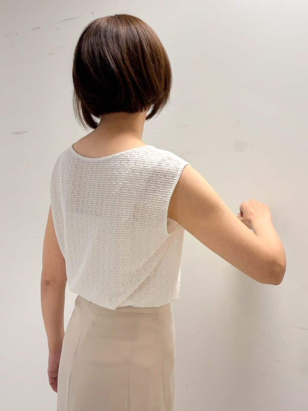 keikoさんの「COUP DE CHANCE｜【手洗い可／日本製】ノースリーブトップス」を使ったコーディネート