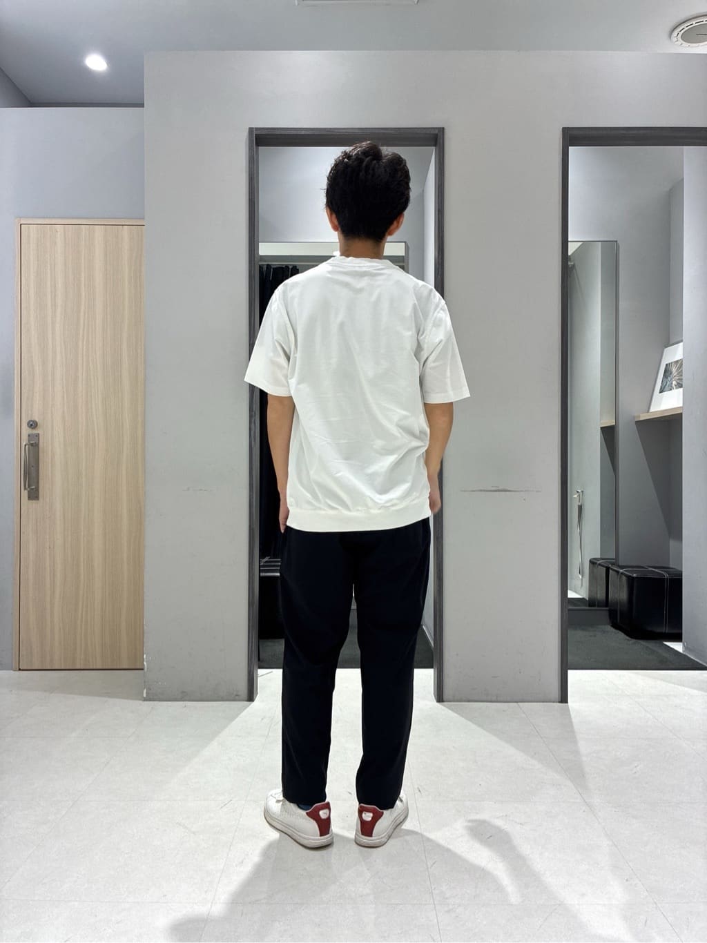 わいずみさんの「TAKEO KIKUCHI｜【抗菌防臭／5サイズ展開】ハイゲージポンチ Tシャツ」を使ったコーディネート