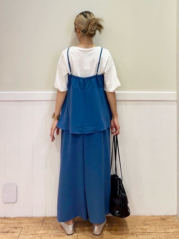 みりのさんの「SHOO･LA･RUE｜【S-LL/セットアップ可/ひんやり】女性らしさ溢れる ティアードキャミソール」を使ったコーディネート