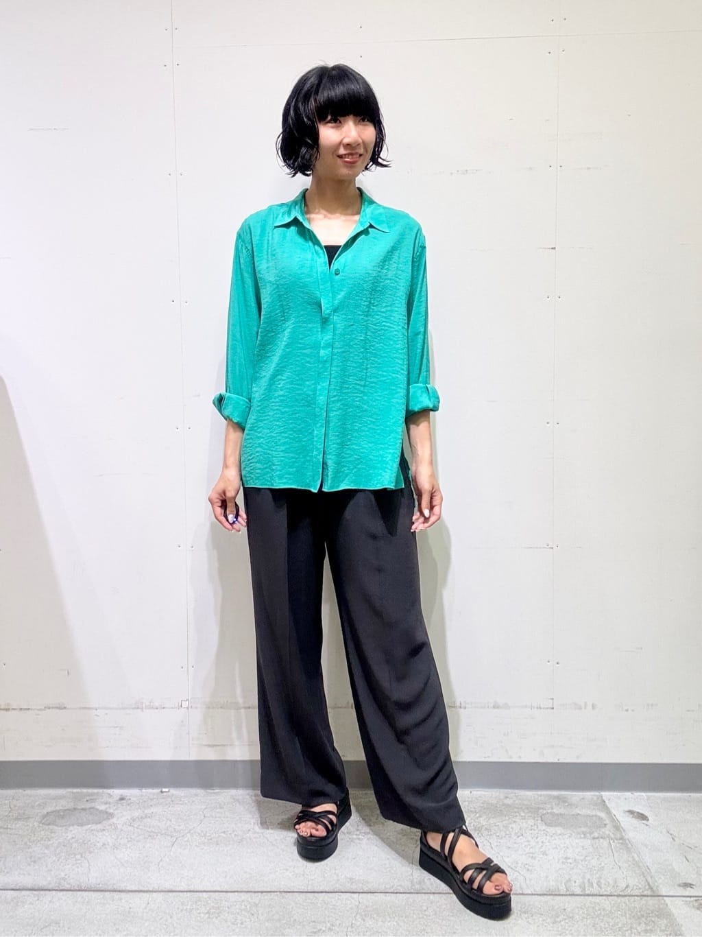 naoさんの「INDIVI｜【洗える／セットアップ可能】ラッセルチュニック」を使ったコーディネート
