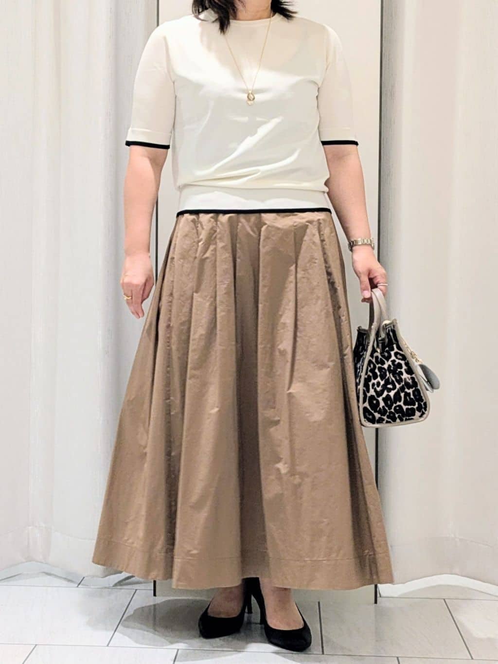 Onumaさんの「UNTITLED｜【アンサンブル可/薄手】ベーシッククルーネックカーディガン」を使ったコーディネート