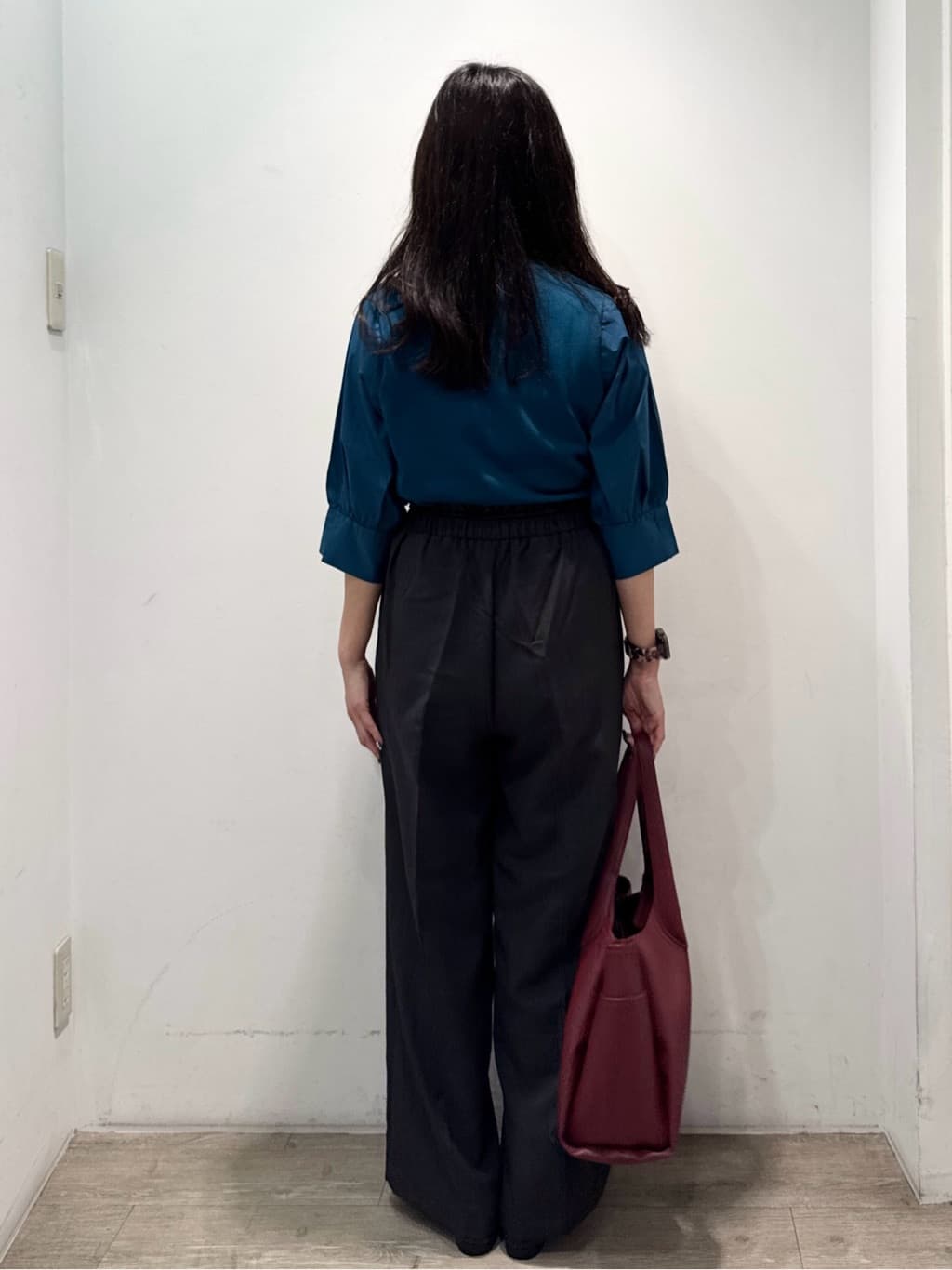 yuicciさんの「OPAQUE.CLIP｜ドッキングスリーブニット【洗濯機洗い可／抗ピル】」を使ったコーディネート