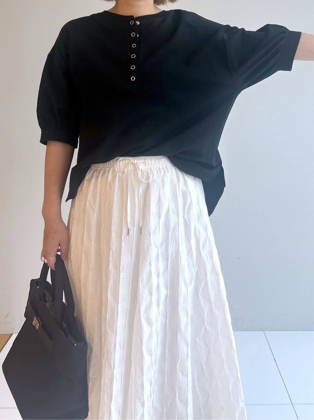 Hirokaさんの「Dessin｜【360度可愛い/前後2WAY/洗える】ライトコットンヘンリーカットソー」を使ったコーディネート