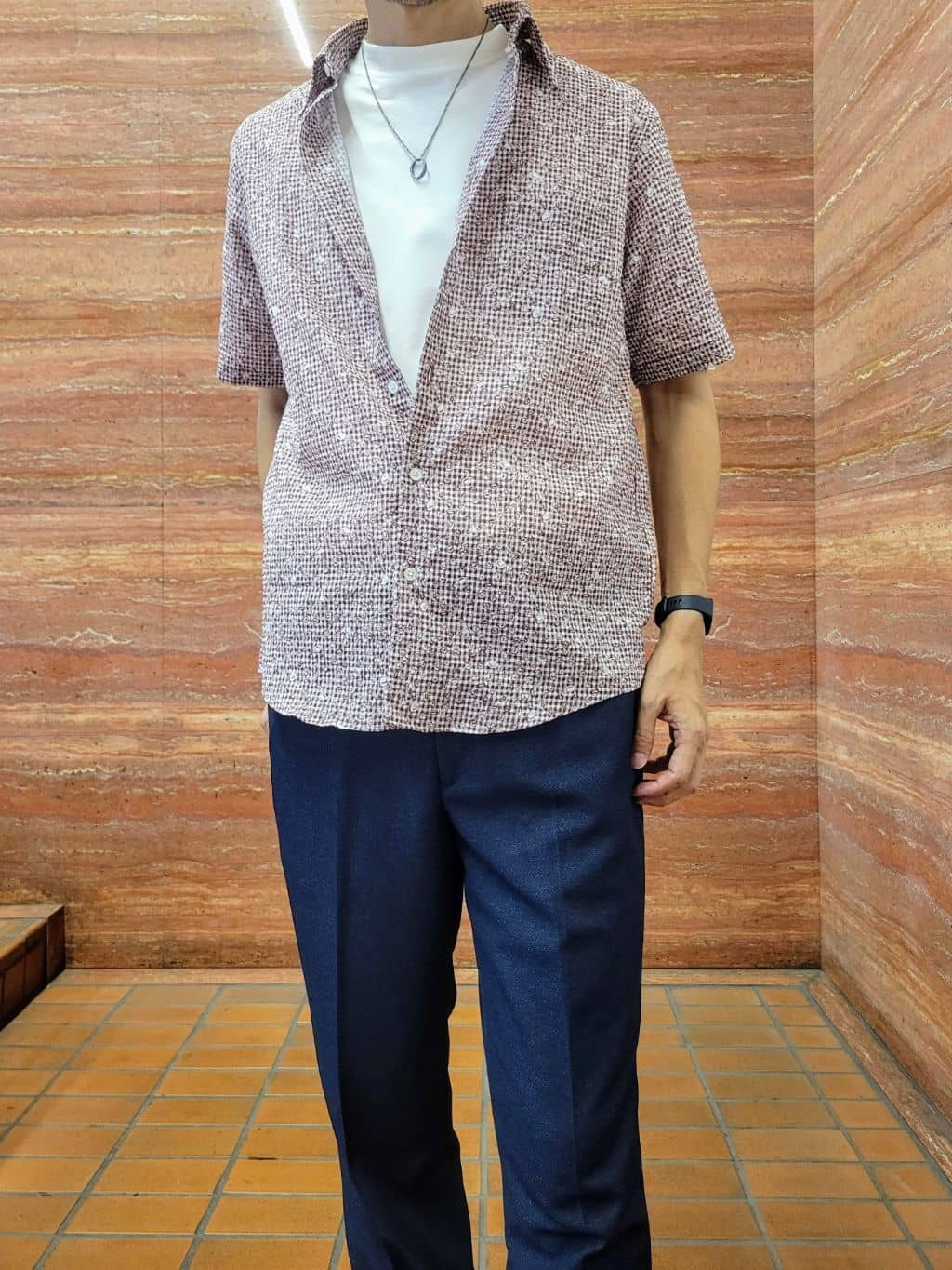 piroyaさんの「TAKEO KIKUCHI｜【抗菌防臭／5サイズ展開】ハイゲージポンチ Tシャツ」を使ったコーディネート