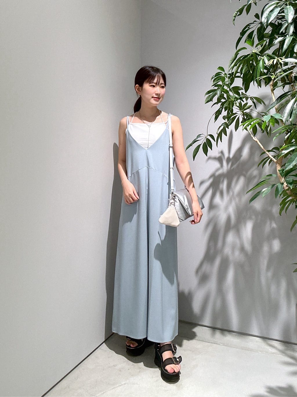 Renoさんの「INDIVI｜レースストレッチカットソー」を使ったコーディネート