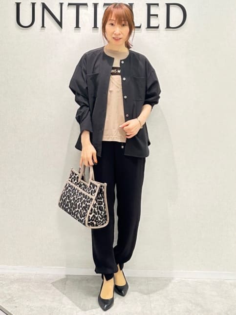 Miwaさんの「UNTITLED｜【コットン100/ゆったり/ショート丈/洗える】ベロアロゴTシャツ」を使ったコーディネート