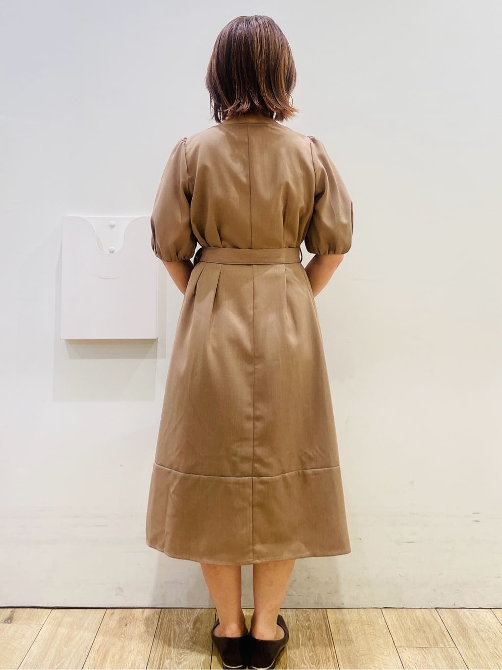 YUKOさんの「index｜タックパフスリーブワンピース【洗濯機洗い可／イージーアイロン】」を使ったコーディネート