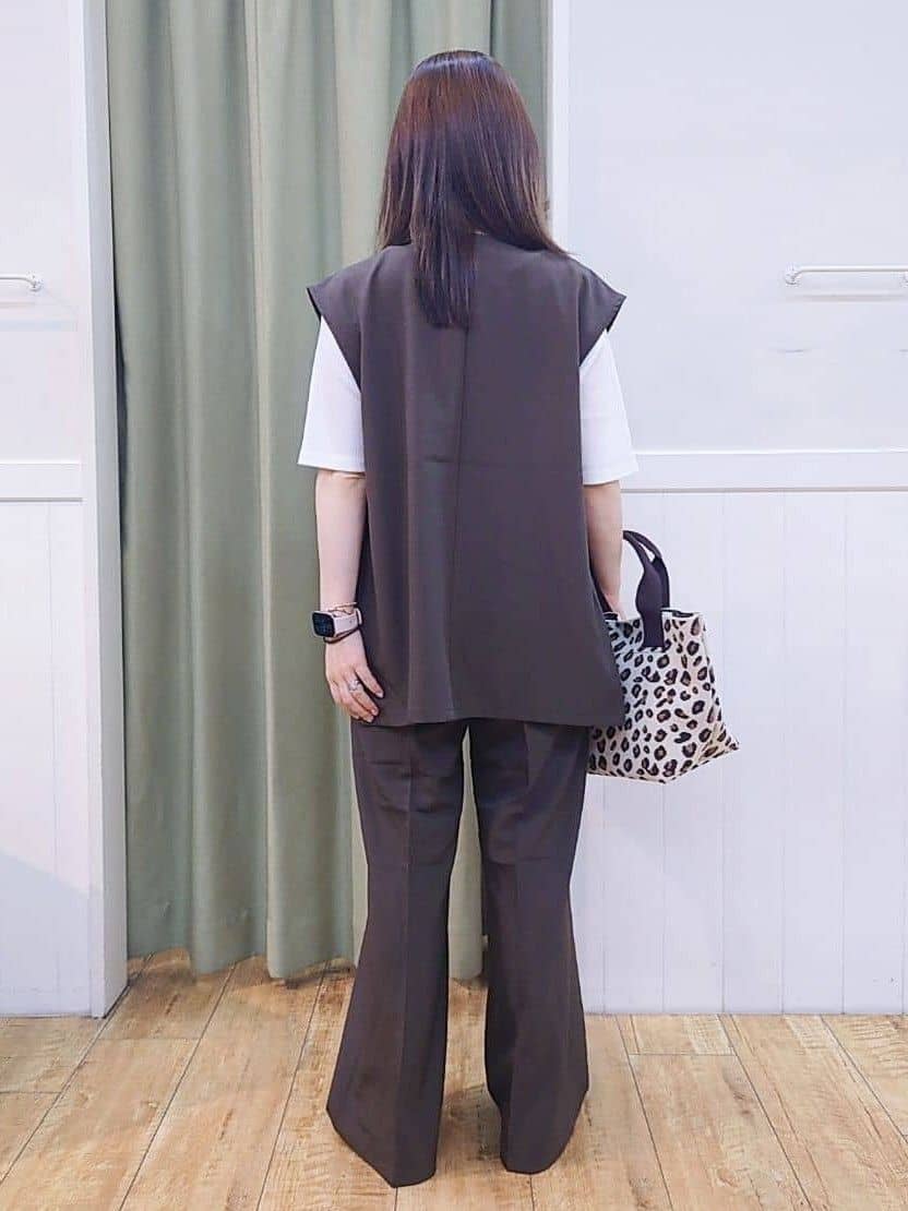 nao.さんの「SHOO･LA･RUE｜【S-LL】女性らしさ漂うハートネック テレコ5分袖トップス」を使ったコーディネート
