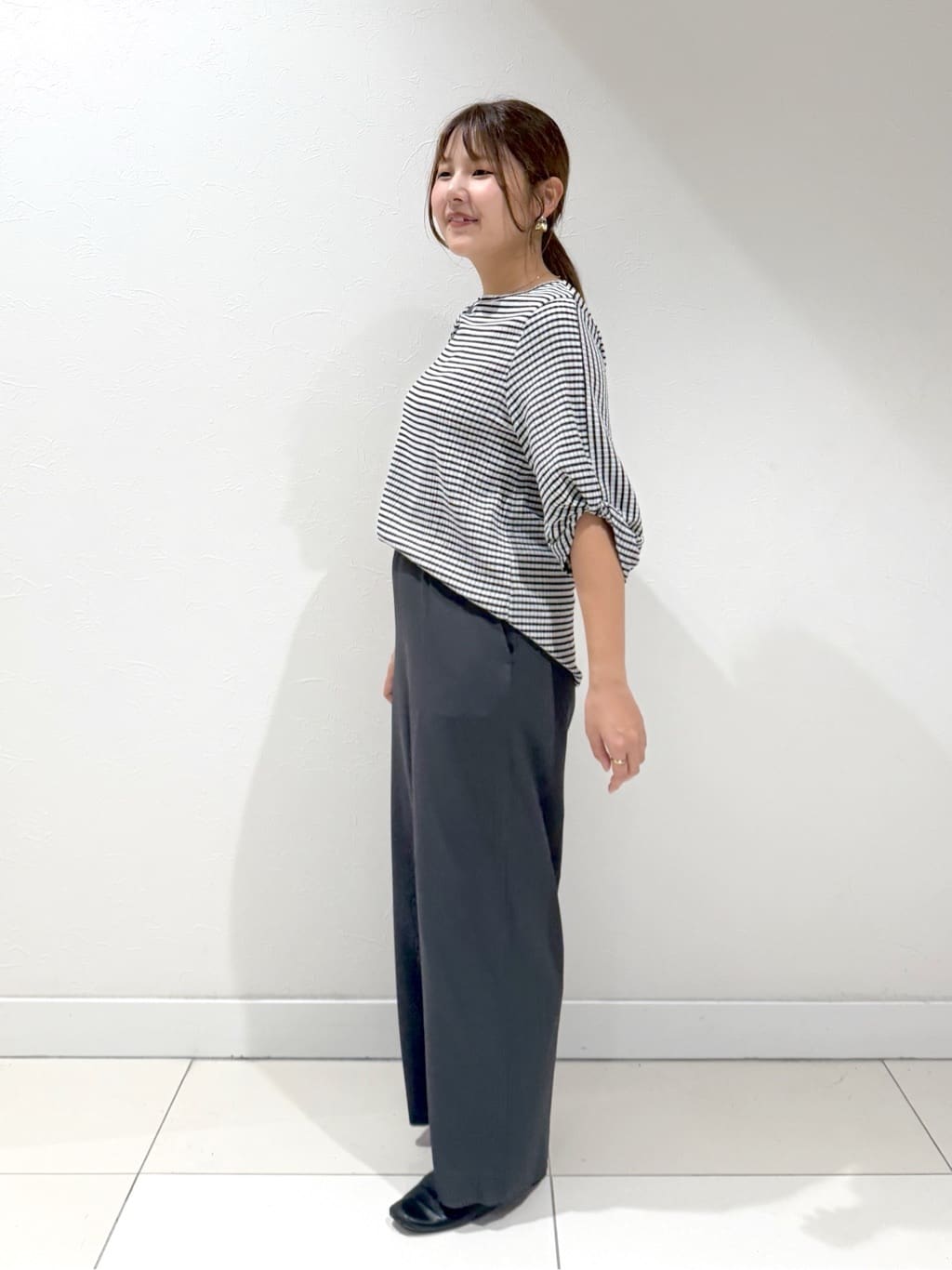 YUUKIさんの「INDIVI｜【UVケア／吸汗速乾】凹凸素材ねじり袖トップス」を使ったコーディネート