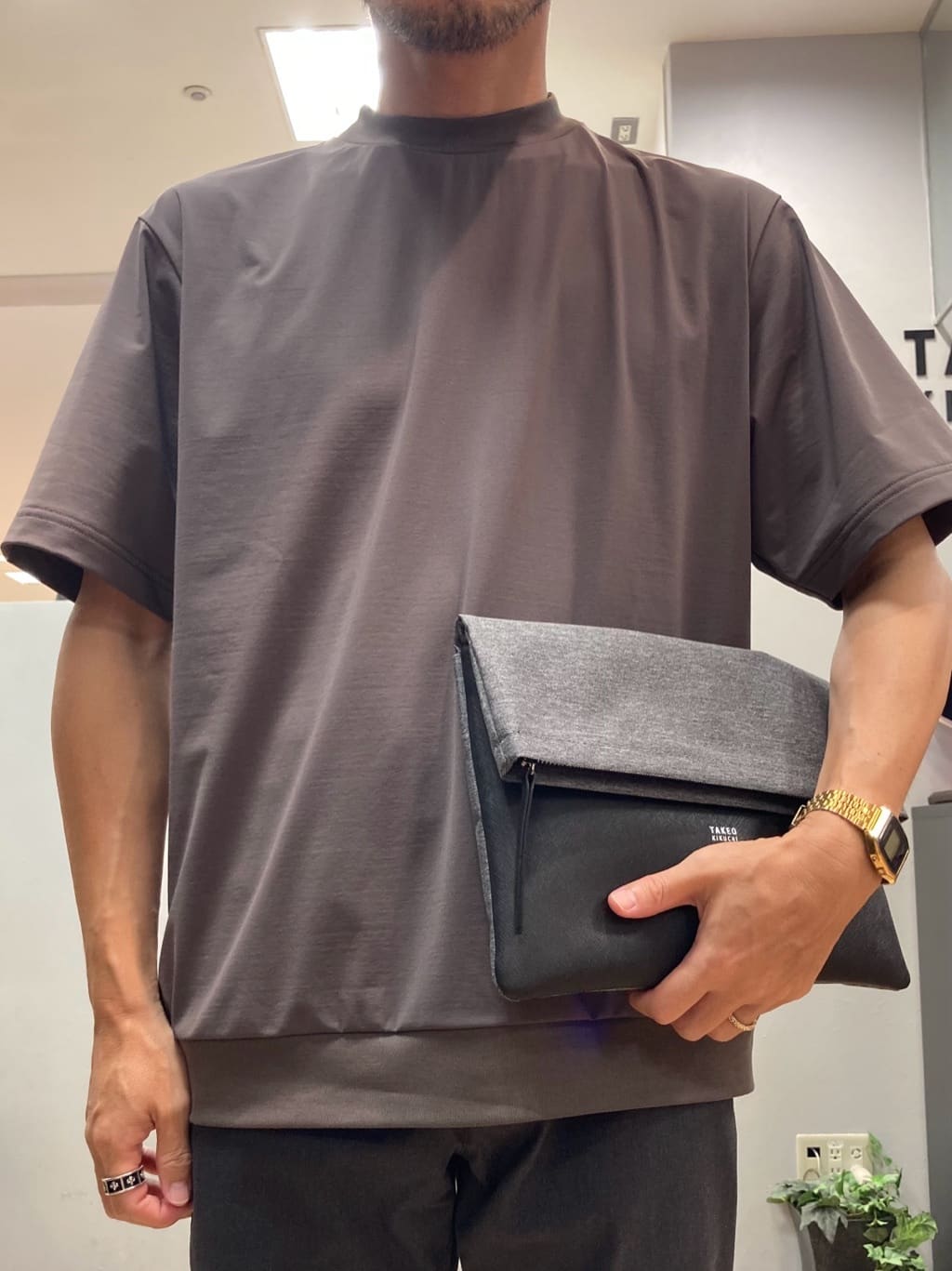 シュンさんの「TAKEO KIKUCHI｜【COOL CITY WEAR】テーラードTシャツ /接触冷感」を使ったコーディネート