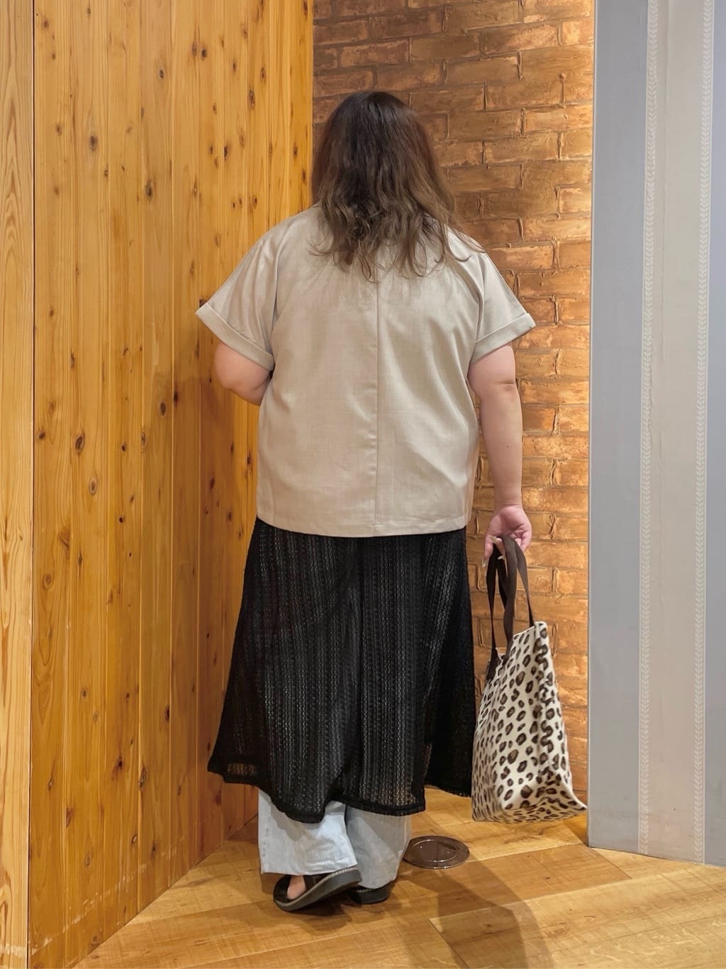 Risaさんの「SHOO･LA･RUE｜【S-LL】さらりと着たい大人のための 麻調半袖ジャケット」を使ったコーディネート