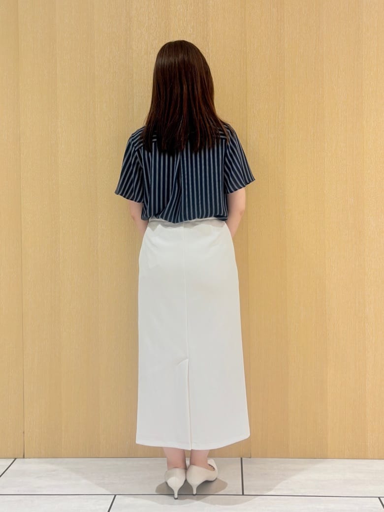 CHISATOさんの「UNTITLED｜【後ろウエストゴム/ストレッチ性/オンオフ】ジャージナロースカート」を使ったコーディネート