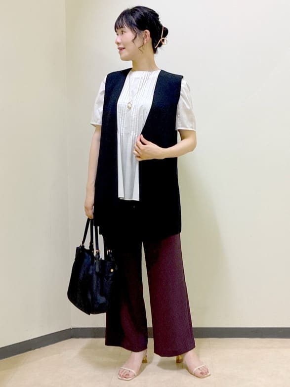  beni_gingerさんの「Reflect｜【すっきり見え！長め丈】ピンタックデザインチュニックブラウス」を使ったコーディネート