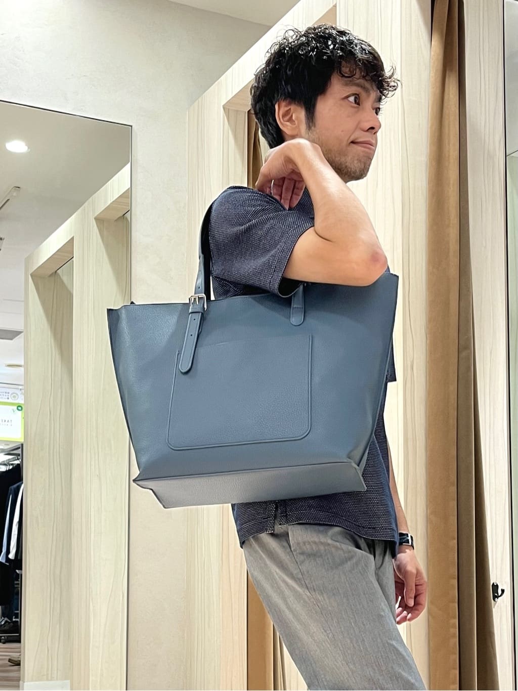 URAさんの「TAKEO KIKUCHI｜【抗菌防臭／9色5サイズ展開】ハニカムメランジ ポロシャツ」を使ったコーディネート