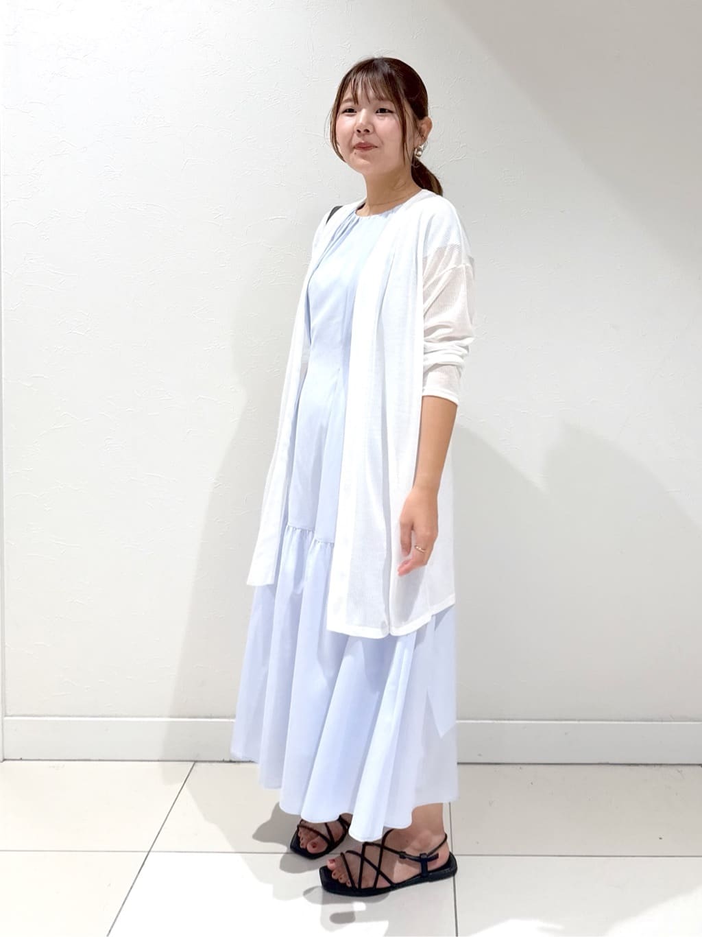YUUKIさんの「INDIVI｜【1枚でコーデ完成！】タックワンピース」を使ったコーディネート