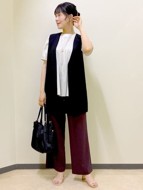  beni_gingerさんの「Reflect｜【すっきり見え！長め丈】ピンタックデザインチュニックブラウス」を使ったコーディネート