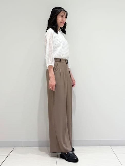 kayoさんの「INDIVI｜フロッキードットブラウス」を使ったコーディネート