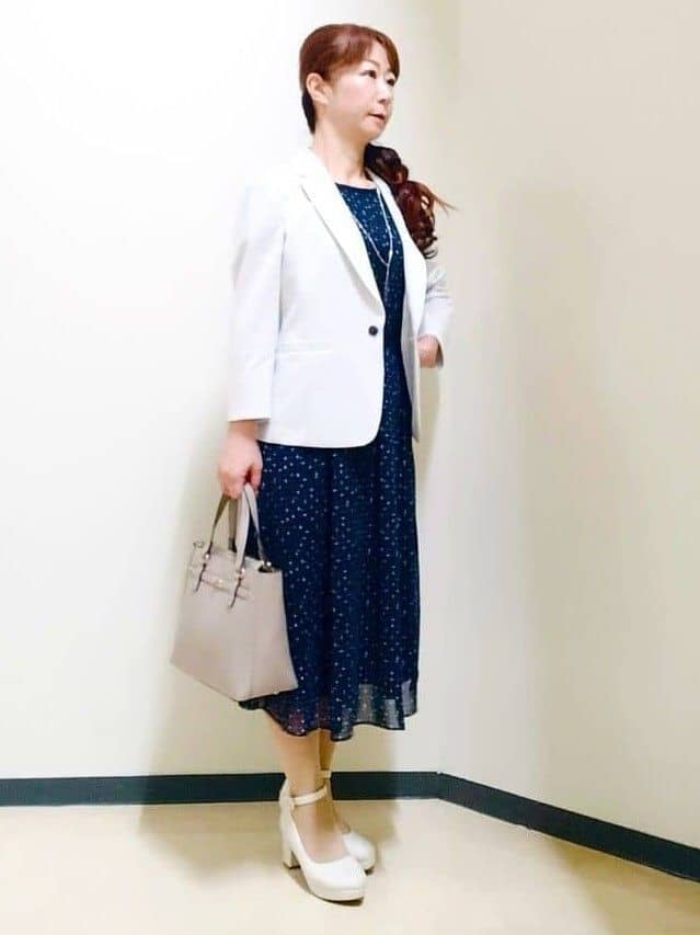 花さんの「Reflect｜【WEB先行カラーあり／マシンウォッシュ可／ナローベルト付き】オフボディツイードチェックワンピース」を使ったコーディネート