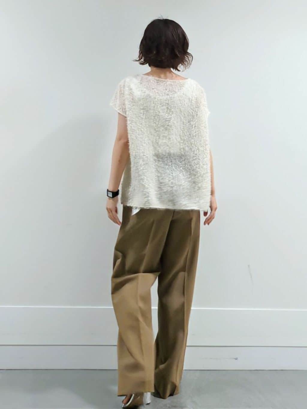 ミズタさんの「UNTITLED｜【セットアップ可/洗える】フェザーフレンチスリーブブラウス」を使ったコーディネート