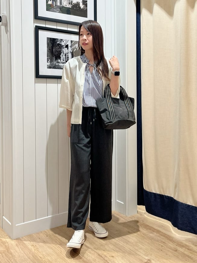 mihoさんの「Dessin｜【前後2WAY・洗える】シアーカーディガン」を使ったコーディネート