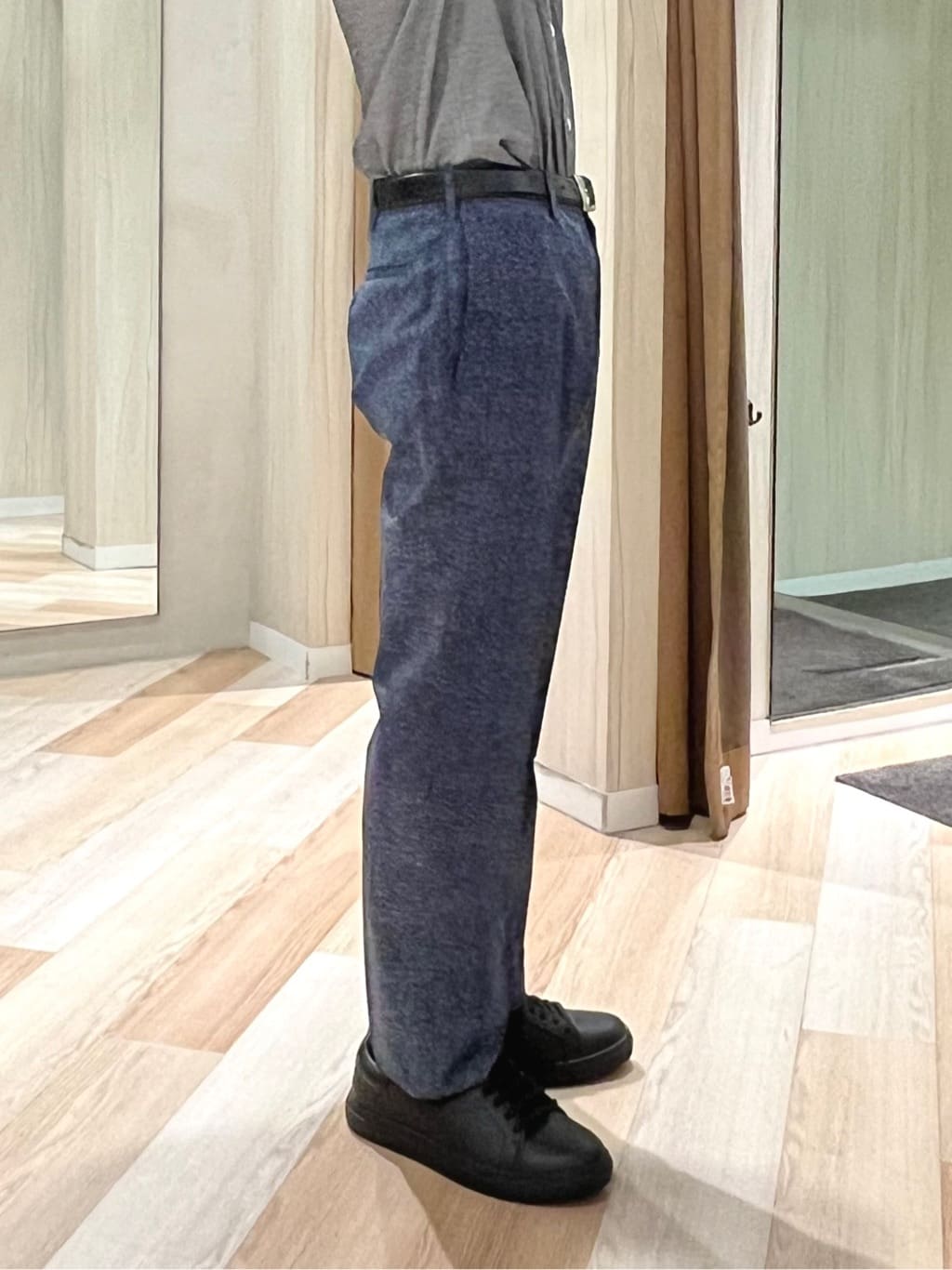 URAさんの「TAKEO KIKUCHI｜【抗菌防臭】COOL DOTS（R）ドビープリント パンツ」を使ったコーディネート