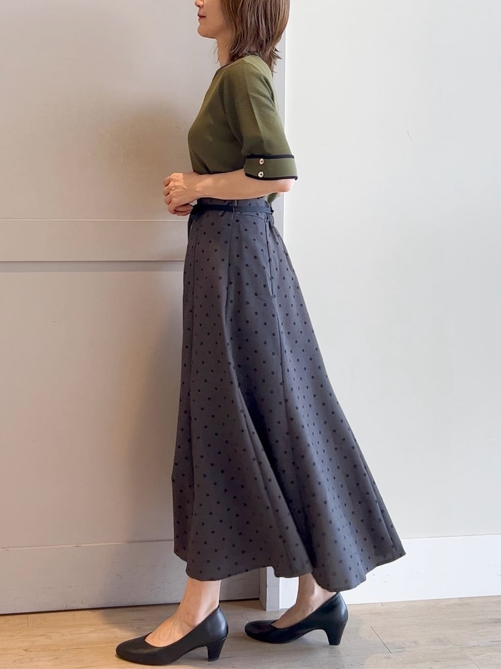 yamakoさんの「grove｜ドットで華やぐ　軽やかマーメイドスカート」を使ったコーディネート