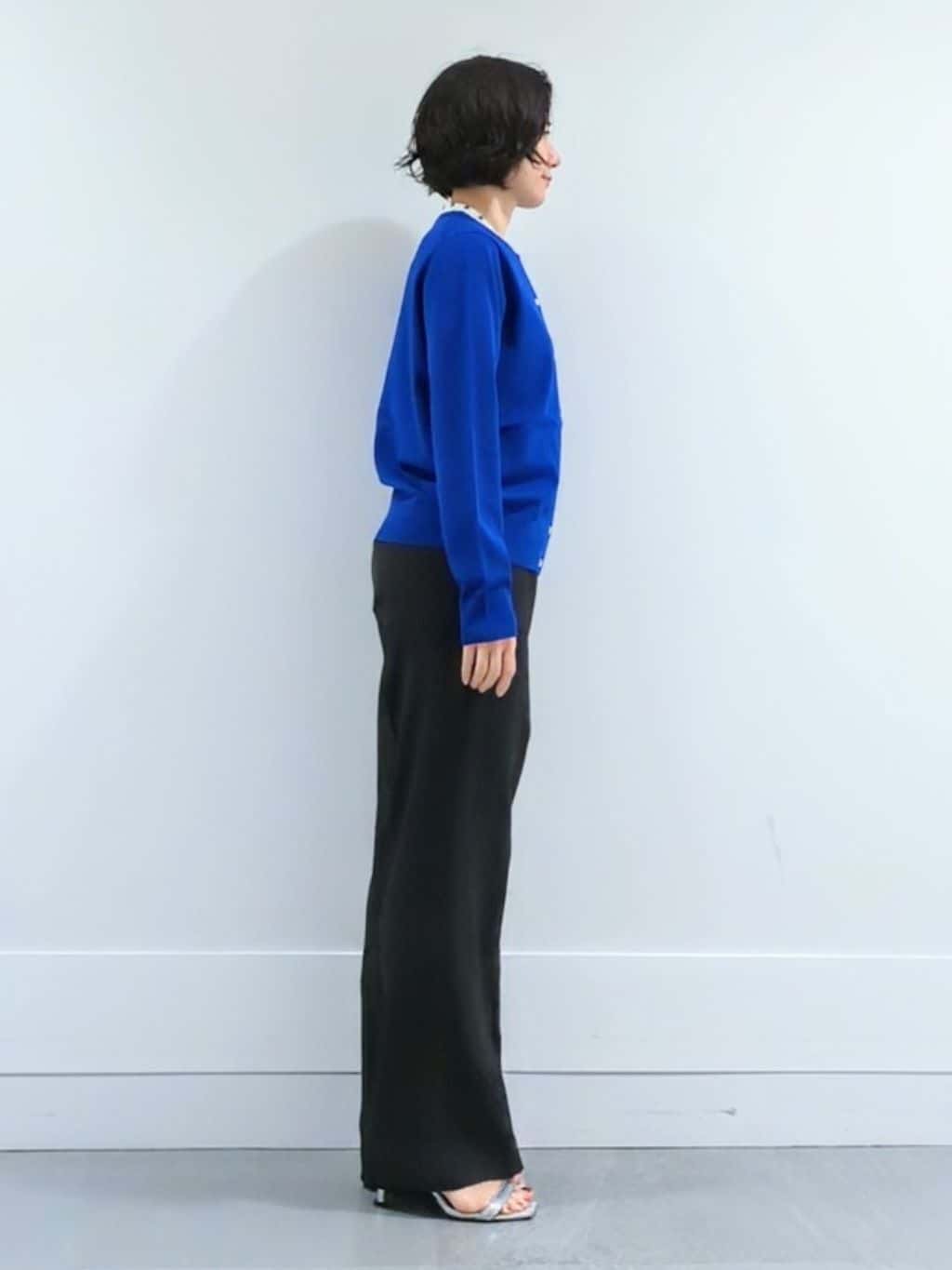 ミズタさんの「UNTITLED｜【アンサンブル可/薄手】ベーシッククルーネックカーディガン」を使ったコーディネート