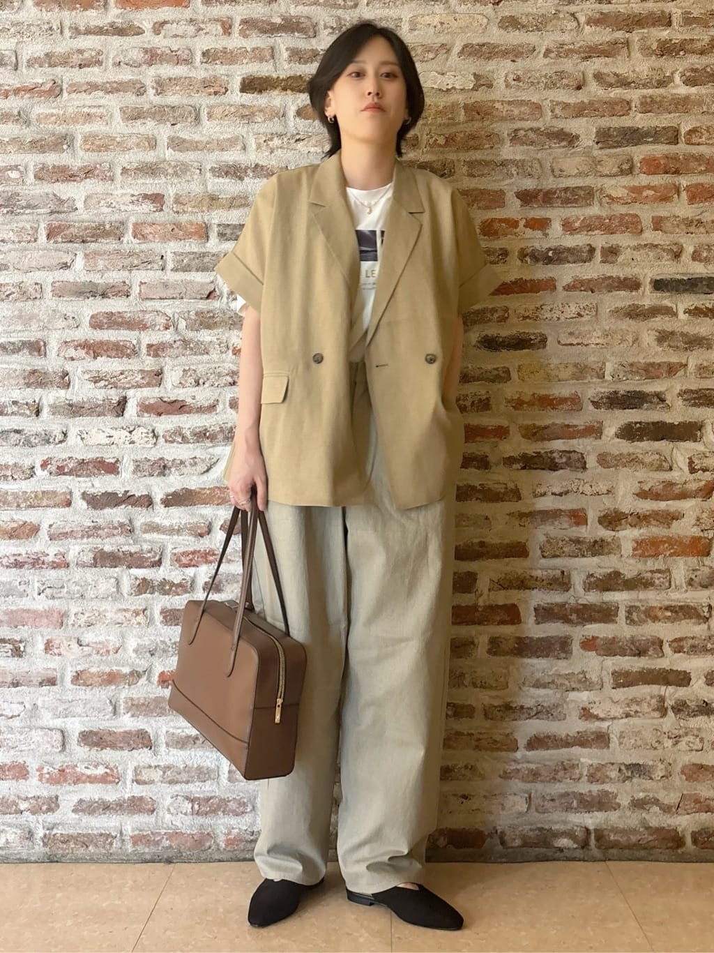 しばさんの「THE SHOP TK｜アソートロゴTシャツ【接触冷感/防シワ/吸水速乾/UVケア/洗濯機OK】」を使ったコーディネート