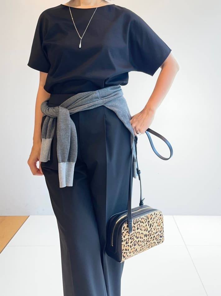 murayamaさんの「INDIVI｜【インナーとしても活躍！】シンプルTシャツ」を使ったコーディネート