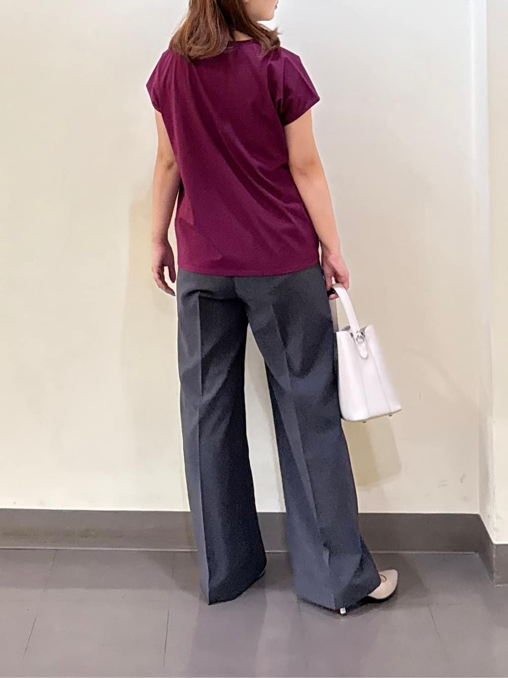 いくみさんの「UNTITLED｜【洗える/Tシャツ】ツイストプルオーバー」を使ったコーディネート