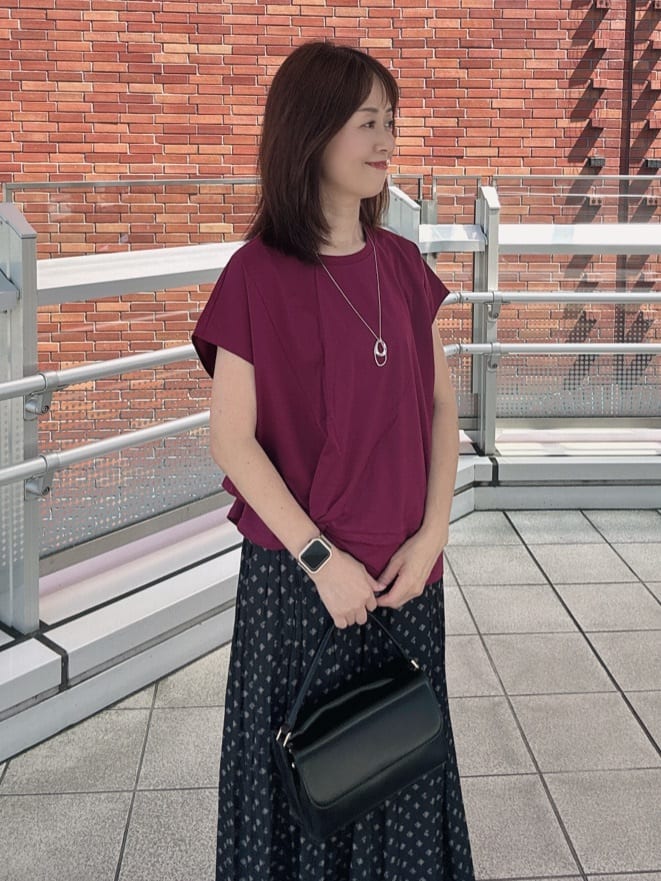 makiさんの「UNTITLED｜【洗える/Tシャツ】ツイストプルオーバー」を使ったコーディネート